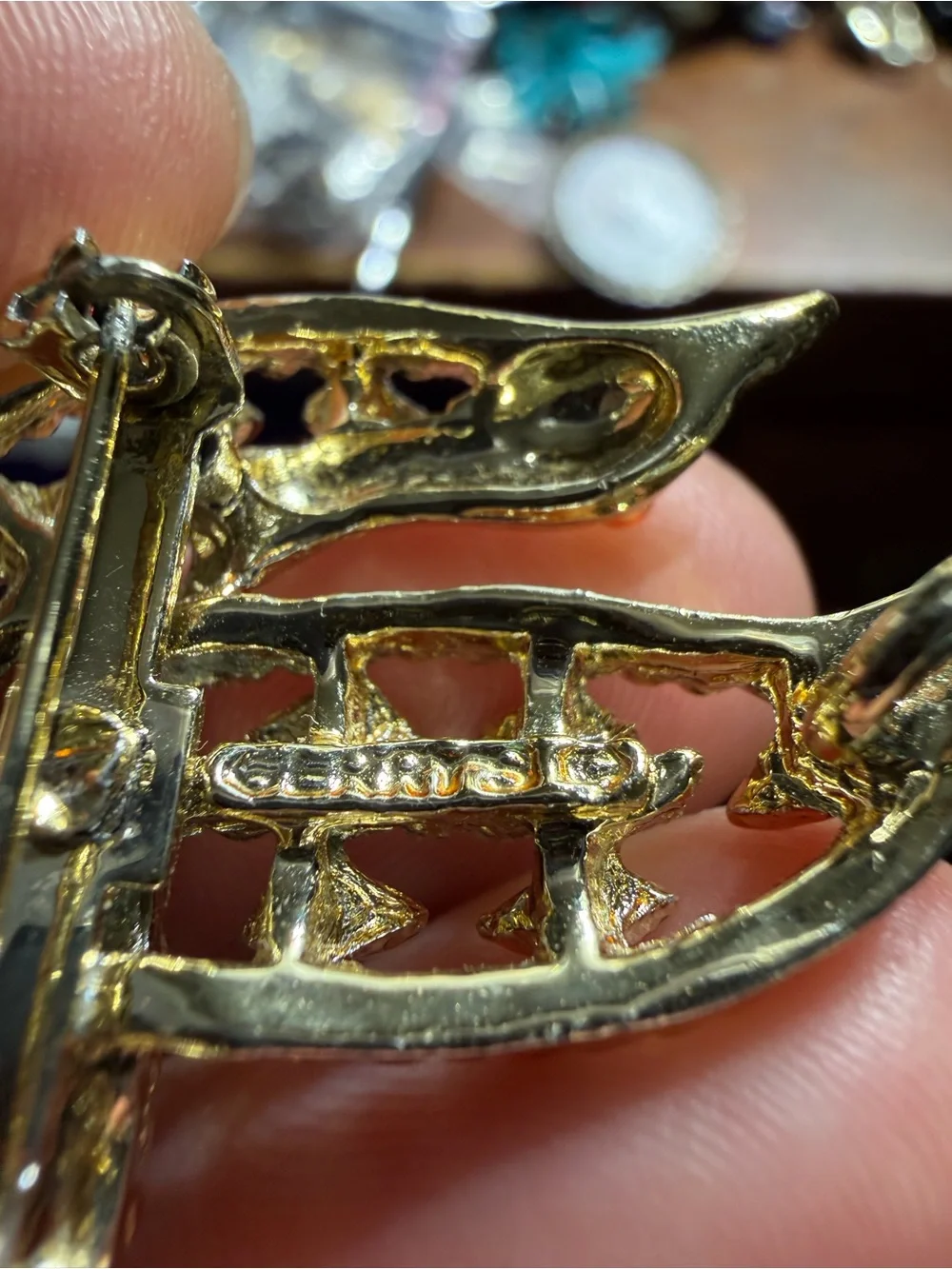 Vintage Gold-tone Bird Brooch with Vibrant Orange Enamel Accents